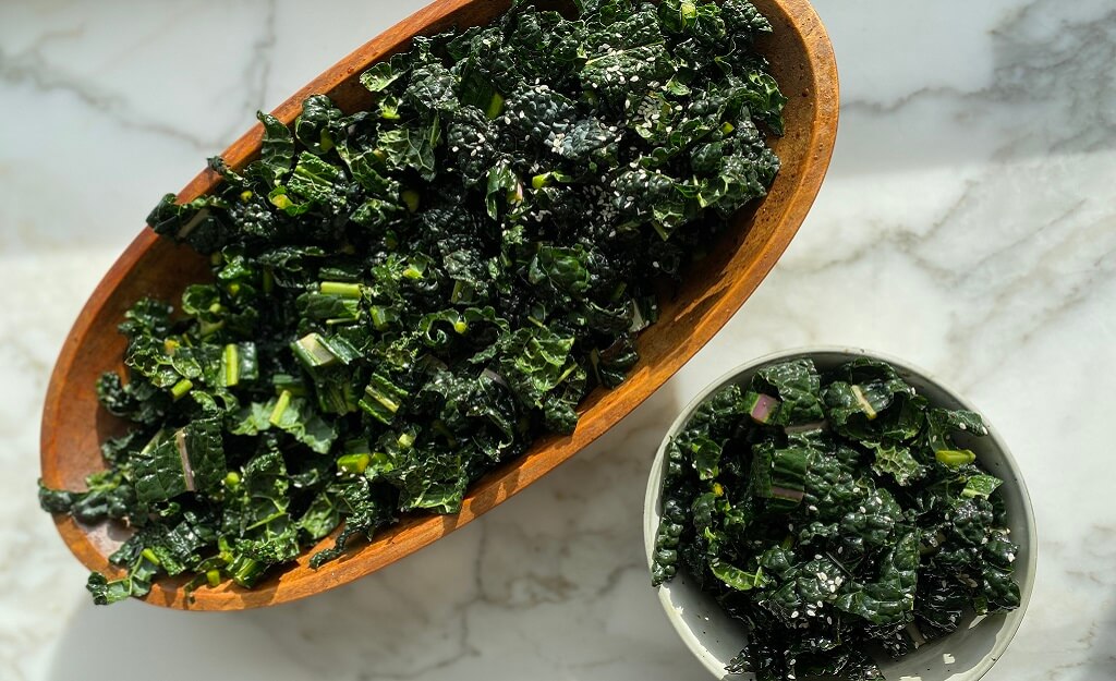 5-Minute Kale Salad