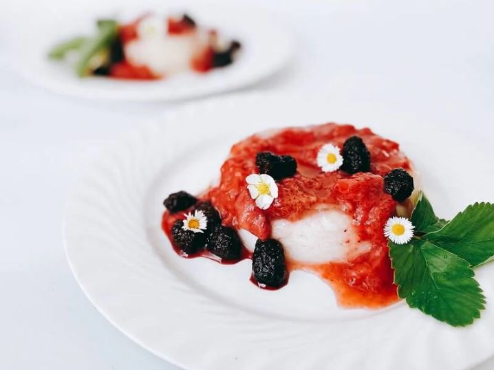 Coconut Collagen Panna Cotta