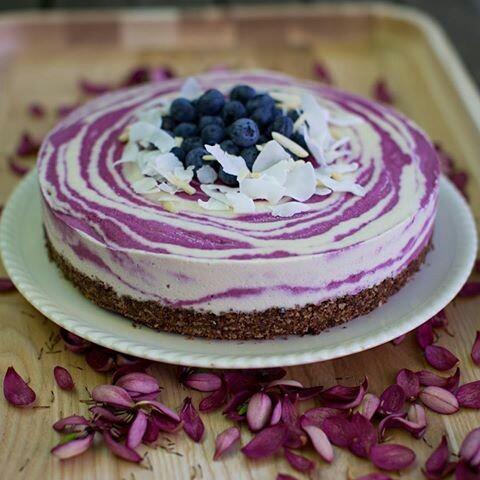 Raw Coconut Berry Cheesecake – Happy Healthy You